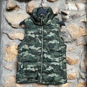 Camo puffer vest!